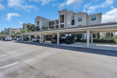 GROUND FLOOR, END UNIT, 3-bedroom, 2 bathroom condominium with on Lakewood National Golf Club in Florida - for sale on GolfHomes.com, golf home, golf lot