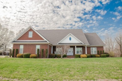Beautiful 3 bed/2.5 bath, all brick, stately home for sale on Arrowhead Golf Club in Kentucky - for sale on GolfHomes.com, golf home, golf lot