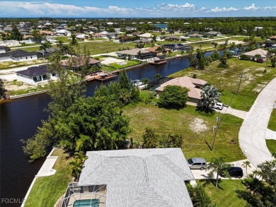 Paradise Awaits! Imagine waking up to expansive intersecting on Palmetto-Pine Country Club in Florida - for sale on GolfHomes.com, golf home, golf lot