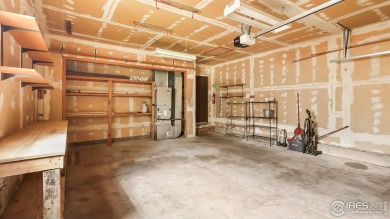 MOVE IN READY WITH GREAT NEARBY AMENATIES + NEW CARPET! This 3 on Bunker Hill Country Club in Colorado - for sale on GolfHomes.com, golf home, golf lot