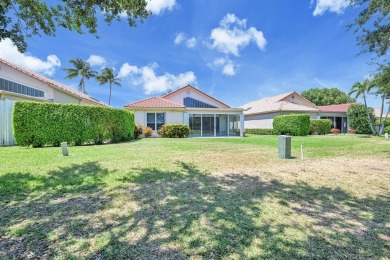 Extra welcoming light and bright entrance in the largest floor on Indian Spring Golf and Country Club in Florida - for sale on GolfHomes.com, golf home, golf lot