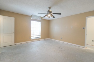 Beautiful brick home nestled in sought after Northshore Country on Northshore Country Club in Texas - for sale on GolfHomes.com, golf home, golf lot