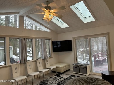 Tanglwood Lakes Community at Lake Wallenpaupack! This Modern and on Paupack Hills Golf and Country Club in Pennsylvania - for sale on GolfHomes.com, golf home, golf lot