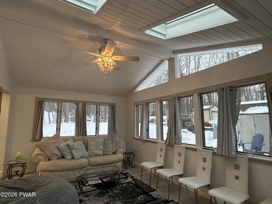 Tanglwood Lakes Community at Lake Wallenpaupack! This Modern and on Paupack Hills Golf and Country Club in Pennsylvania - for sale on GolfHomes.com, golf home, golf lot