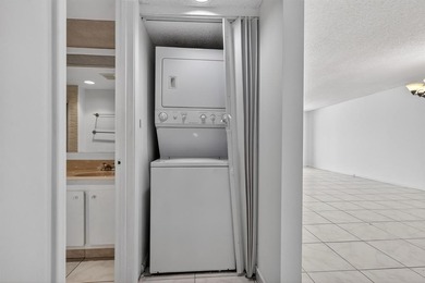 Golf Course Living in Century Village! Spacious 2-bedroom on Flamingo Lakes Country Club in Florida - for sale on GolfHomes.com, golf home, golf lot