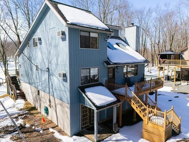Welcome to your Pocono escape! This bright and spacious on The Hideout Golf in Pennsylvania - for sale on GolfHomes.com, golf home, golf lot