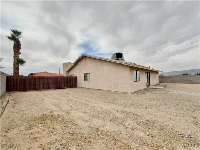 Large lot In the heart of Fort Mohave, close to Walmart, schools on Desert Lakes Golf Course in Arizona - for sale on GolfHomes.com, golf home, golf lot