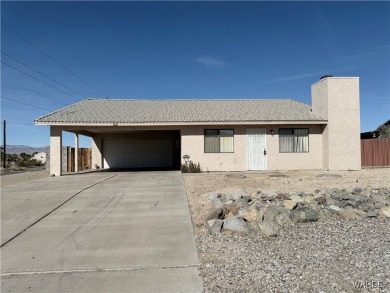 Large lot In the heart of Fort Mohave, close to Walmart, schools on Desert Lakes Golf Course in Arizona - for sale on GolfHomes.com, golf home, golf lot