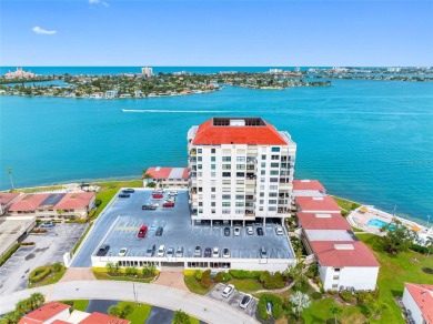 LUXURY WATERFRONT LIVING--DESIGNER FINISHES, POOL, SUNSET AND on Isla Del Sol Yacht and Country Club in Florida - for sale on GolfHomes.com, golf home, golf lot
