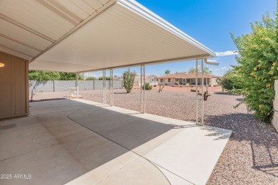 Welcome to the heart of Sun City! This charming 2-bedroom on Sun City Lakes West and East in Arizona - for sale on GolfHomes.com, golf home, golf lot