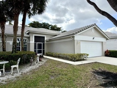 Exceptional Opportunity - Priced 10% Below Recent Sales! 3 bed on Aberdeen Golf and Country Club in Florida - for sale on GolfHomes.com, golf home, golf lot
