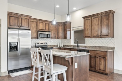 Welcome to easy living in St. George! This charming 2-bedroom on Sunbrook Golf Course in Utah - for sale on GolfHomes.com, golf home, golf lot
