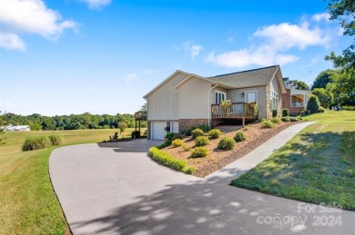 Nestled in Granada Farms, this 3 bed, 2 bath home offers on Granada Farms Country Club in North Carolina - for sale on GolfHomes.com, golf home, golf lot