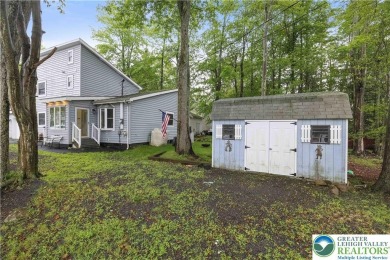 Step into this 3 bed 2 bath home and imagine placing your on Pocono Farms Country Club in Pennsylvania - for sale on GolfHomes.com, golf home, golf lot