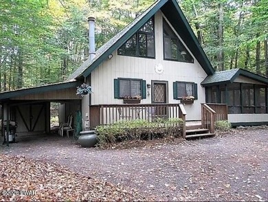 Your Forest Retreat: Enchanting Chalet in The Hideout 3 Bedrooms on The Hideout Golf in Pennsylvania - for sale on GolfHomes.com, golf home, golf lot