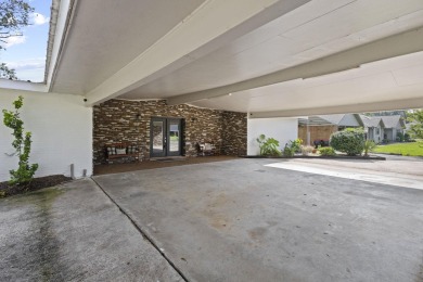 Welcome to this beautifully updated 3-bedroom, 2-bathroom home on Idylwild Golf Club in Texas - for sale on GolfHomes.com, golf home, golf lot