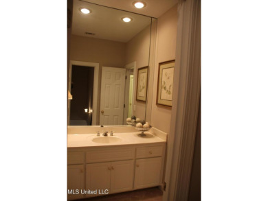 A beautiful 1 owner home built in 1995 located on the fairway of on Colonial Country Club Deerfield in Mississippi - for sale on GolfHomes.com, golf home, golf lot
