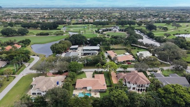 Situated on a nearly half-acre, fully fenced lot in a quiet on Pine Tree Golf Club in Florida - for sale on GolfHomes.com, golf home, golf lot