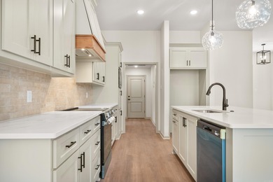 This 3 bedroom/ 2 bathroom new construction home in Diamondhead on Diamondhead Golf and Country Club in Arkansas - for sale on GolfHomes.com, golf home, golf lot