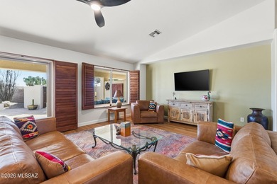 This beautifully situated Laredo model in Quail Creek is on Quail Creek Country Club  in Arizona - for sale on GolfHomes.com, golf home, golf lot