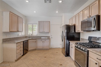 CHARMING AND COZY 1,157 SQ FT HOME FEATURING 2 BEDROOMS, 2 on Aliante Golf Club in Nevada - for sale on GolfHomes.com, golf home, golf lot