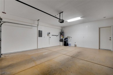 CHARMING AND COZY 1,157 SQ FT HOME FEATURING 2 BEDROOMS, 2 on Aliante Golf Club in Nevada - for sale on GolfHomes.com, golf home, golf lot