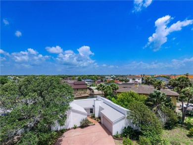 Remarks: If you're looking for a waterfront investment or on Rockport Country Club in Texas - for sale on GolfHomes.com, golf home, golf lot