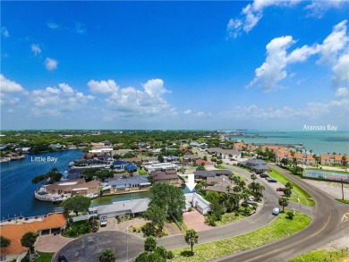 Remarks: If you're looking for a waterfront investment or on Rockport Country Club in Texas - for sale on GolfHomes.com, golf home, golf lot