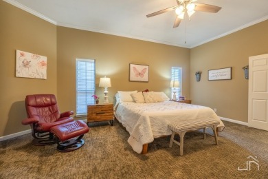 Do you have a checklist?  Are there certain things that are on Bentwood Country Club in Texas - for sale on GolfHomes.com, golf home, golf lot