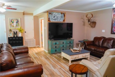 Welcome to this beautifully maintained 3-bedroom, 2-bathroom on Alice Municipal Golf Course in Texas - for sale on GolfHomes.com, golf home, golf lot