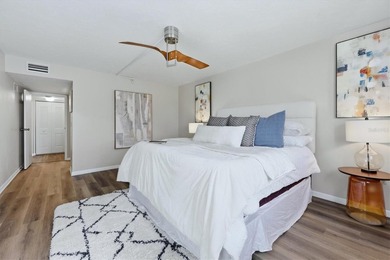 Welcome to peaceful Florida living in Sarasota's beautifully on The Meadows Golf and Country Club in Florida - for sale on GolfHomes.com, golf home, golf lot