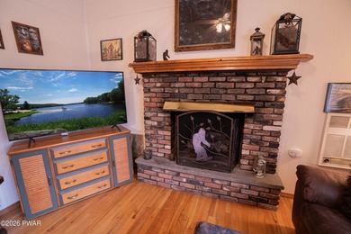 Welcome to your Pocono retreat! This spacious yet cozy on The Hideout Golf in Pennsylvania - for sale on GolfHomes.com, golf home, golf lot