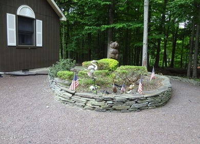 BEAUTIFUL CUSTOM-BUILT LAKE WALLENPAUPACK RANCH! ONE LEVEL on Paupack Hills Golf and Country Club in Pennsylvania - for sale on GolfHomes.com, golf home, golf lot