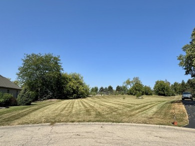 Don't miss out on one of the few remaining lots in the on Boulder Ridge Country Club in Illinois - for sale on GolfHomes.com, golf home, golf lot