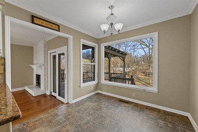 Investor Special! Spacious home located just minutes from the on Franklin Country Club in Kentucky - for sale on GolfHomes.com, golf home, golf lot