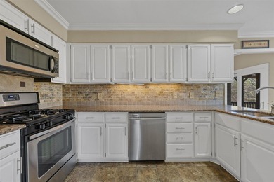 Investor Special! Spacious home located just minutes from the on Franklin Country Club in Kentucky - for sale on GolfHomes.com, golf home, golf lot