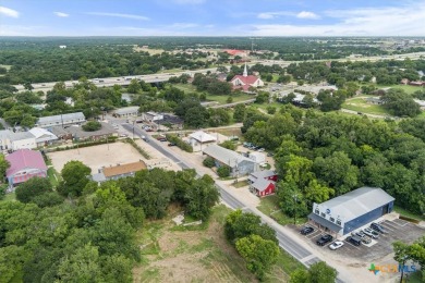 Need a 3-car garage in Salado ISD, just a quick golf-cart ride on Mill Creek Golf Club in Texas - for sale on GolfHomes.com, golf home, golf lot