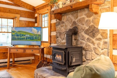 Welcome to 'Hearth and Soul', nestled within the gated mountain on Alpine Lake Resort in West Virginia - for sale on GolfHomes.com, golf home, golf lot