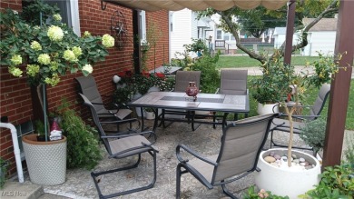 Charming brick ranch, a classic example of comfortable living! on Green Ridge Golf Course in Ohio - for sale on GolfHomes.com, golf home, golf lot