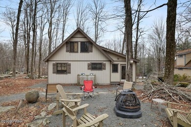 Charming Chalet in The Hideout - Surrounded by NatureThis on The Hideout Golf in Pennsylvania - for sale on GolfHomes.com, golf home, golf lot