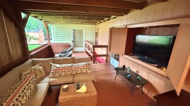 Welcome to this beautifully maintained 2-bedroom, 2-bath home in on Links At Lands End in Texas - for sale on GolfHomes.com, golf home, golf lot