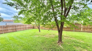 Welcome to this beautifully maintained 2-bedroom, 2-bath home in on Links At Lands End in Texas - for sale on GolfHomes.com, golf home, golf lot