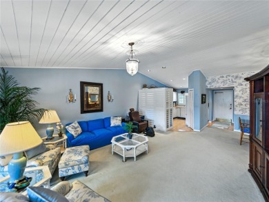 Enjoy the perfect Florida lifestyle in this 2-bedroom, 2-bath on Lake Wales Country Club in Florida - for sale on GolfHomes.com, golf home, golf lot