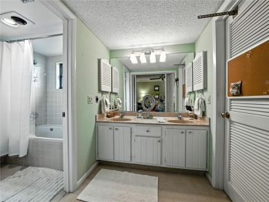Enjoy the perfect Florida lifestyle in this 2-bedroom, 2-bath on Lake Wales Country Club in Florida - for sale on GolfHomes.com, golf home, golf lot