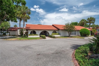 Enjoy the perfect Florida lifestyle in this 2-bedroom, 2-bath on Lake Wales Country Club in Florida - for sale on GolfHomes.com, golf home, golf lot