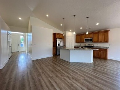 Step into comfort and convenience with this charming 3 bedroom on Southgate Golf Course in Utah - for sale on GolfHomes.com, golf home, golf lot