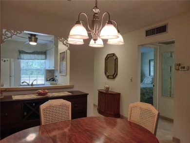 Great opportunity to own a beautifully maintained 2BR/2BA villa on Mainlands Golf Club in Florida - for sale on GolfHomes.com, golf home, golf lot