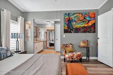 Welcome to this charming 2-bedroom, 2-bathroom home with 1,296 on Brookridge Country Club in Florida - for sale on GolfHomes.com, golf home, golf lot