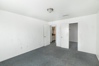 Spacious 3-bedroom, 2-bath townhouse in the desirable Crown on Crown Colony Country Club in Texas - for sale on GolfHomes.com, golf home, golf lot