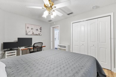 BOND PAID! ROOF 2020. 3/2 stretched Gardenia in the Village of on The Links of Spruce Creek in Florida - for sale on GolfHomes.com, golf home, golf lot